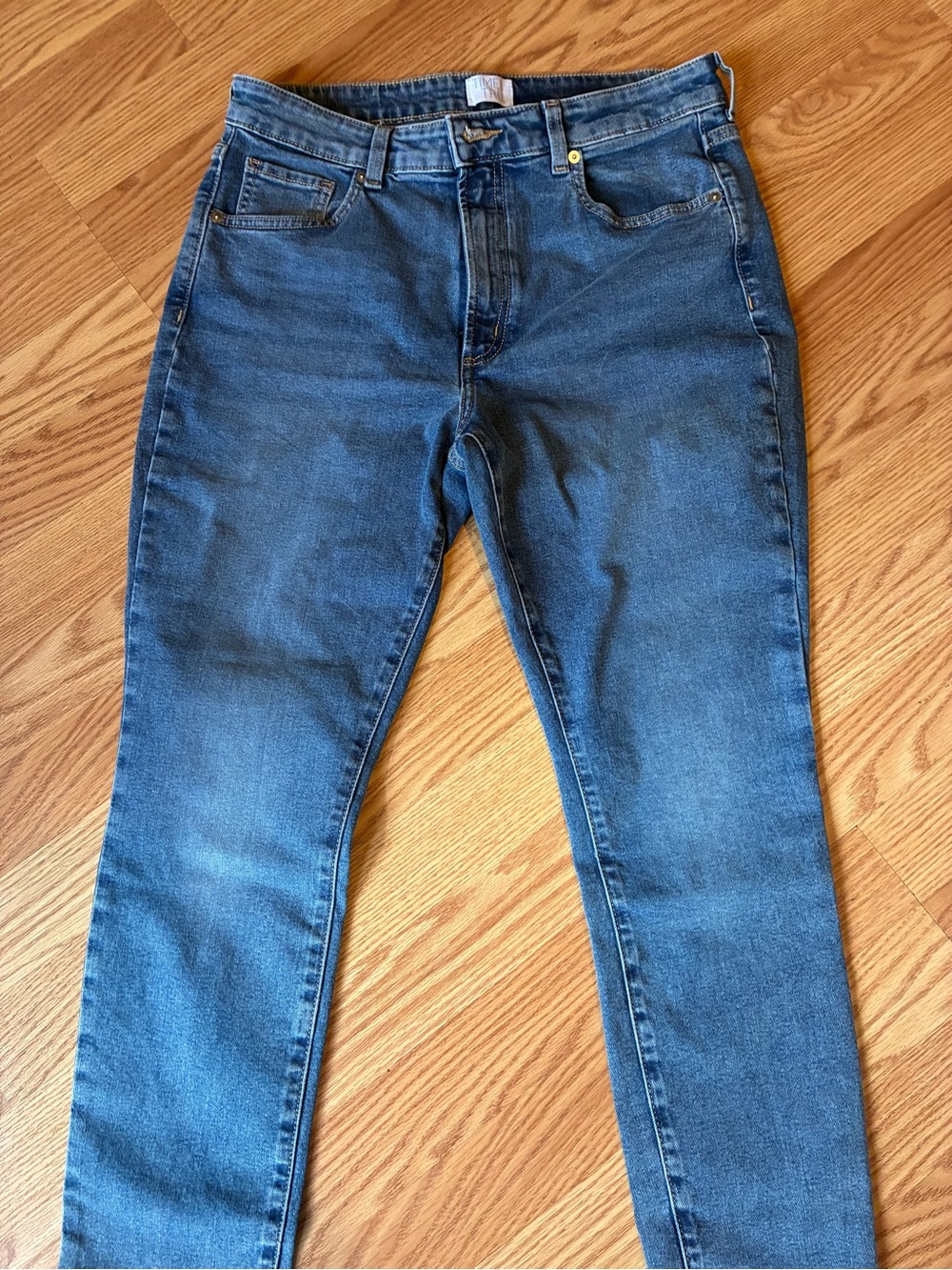 Time and Tru Women's Straight Leg Jeans in Dark blue